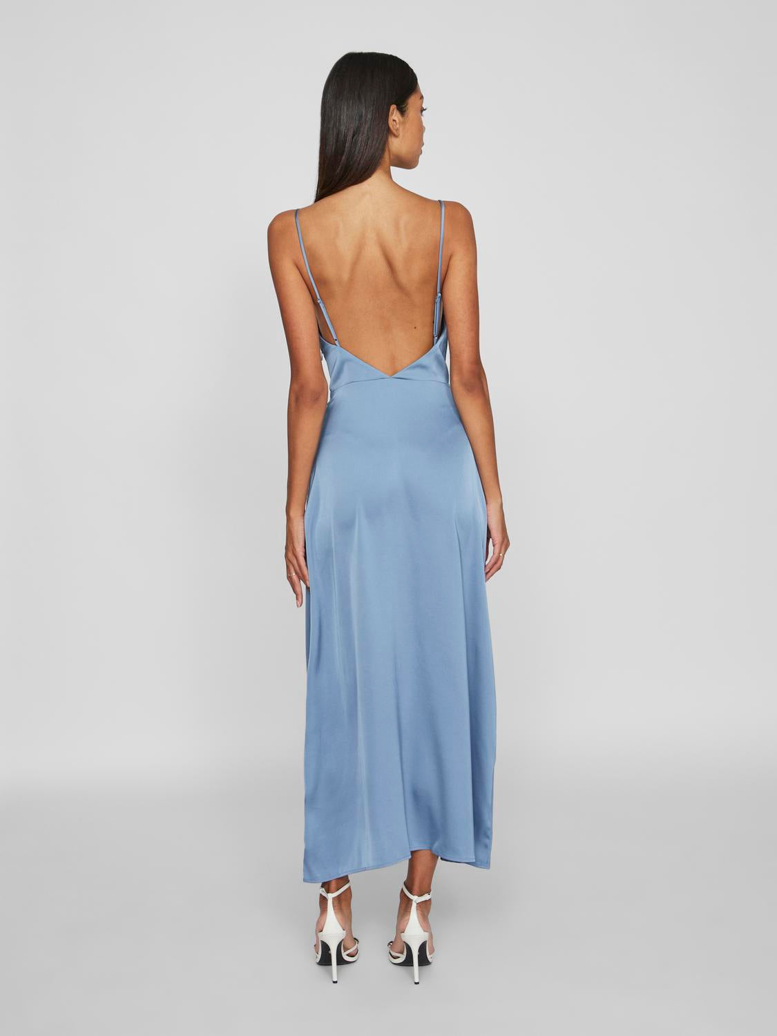 model_shot-back