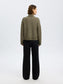 model_shot-back