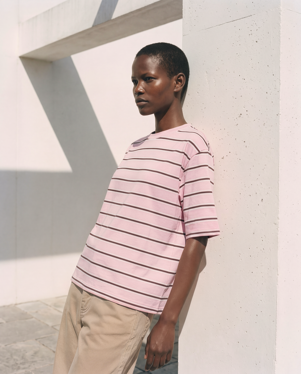 model_shot-creative