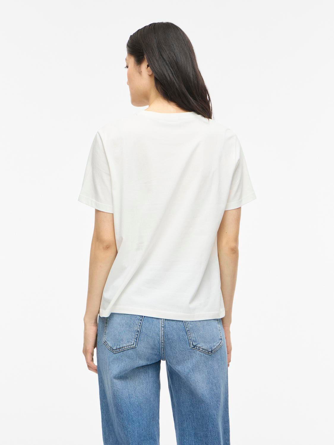 model_shot-back