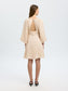 model_shot-back