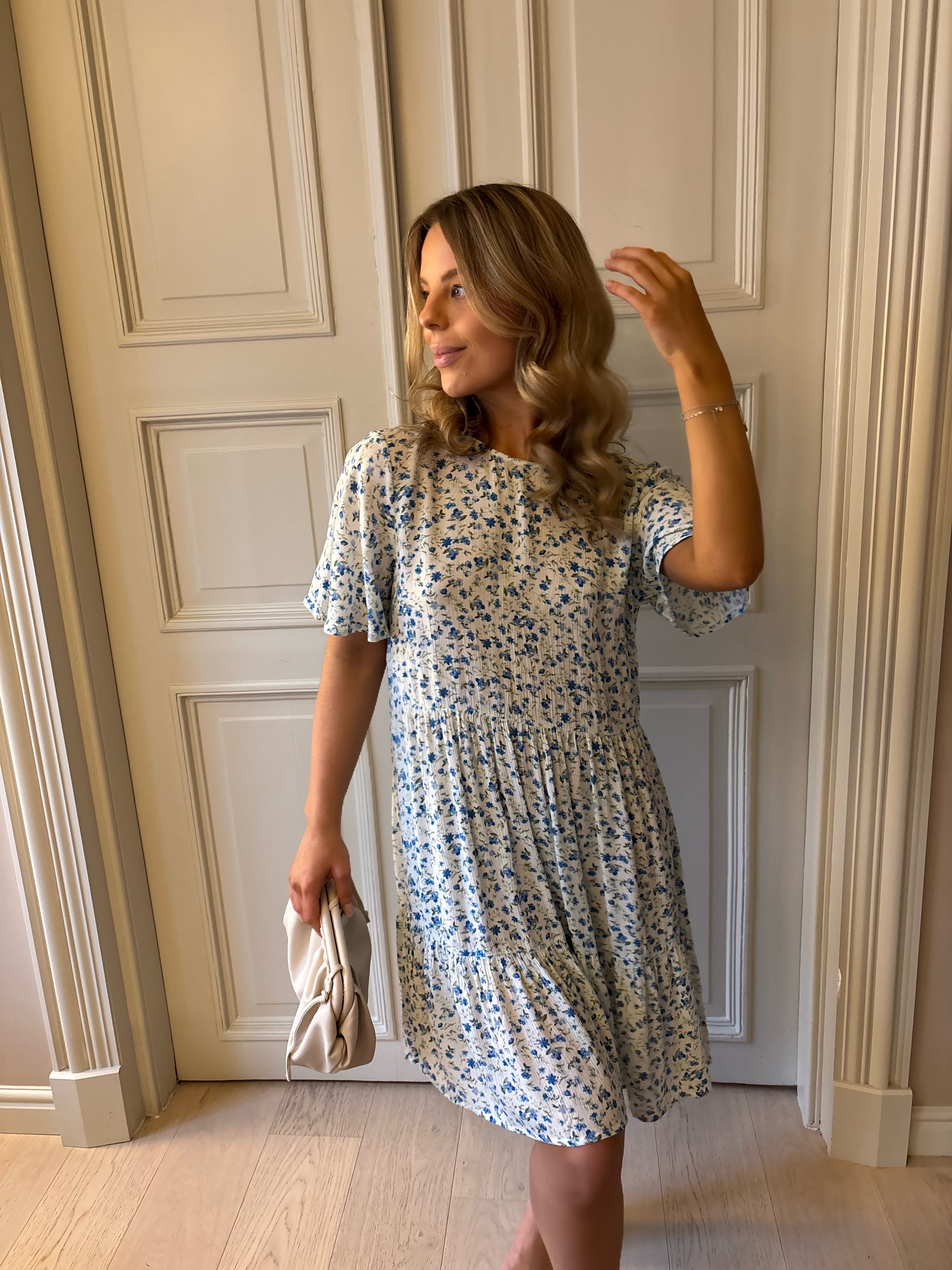 VIGREIS Midi Dress - Snow White