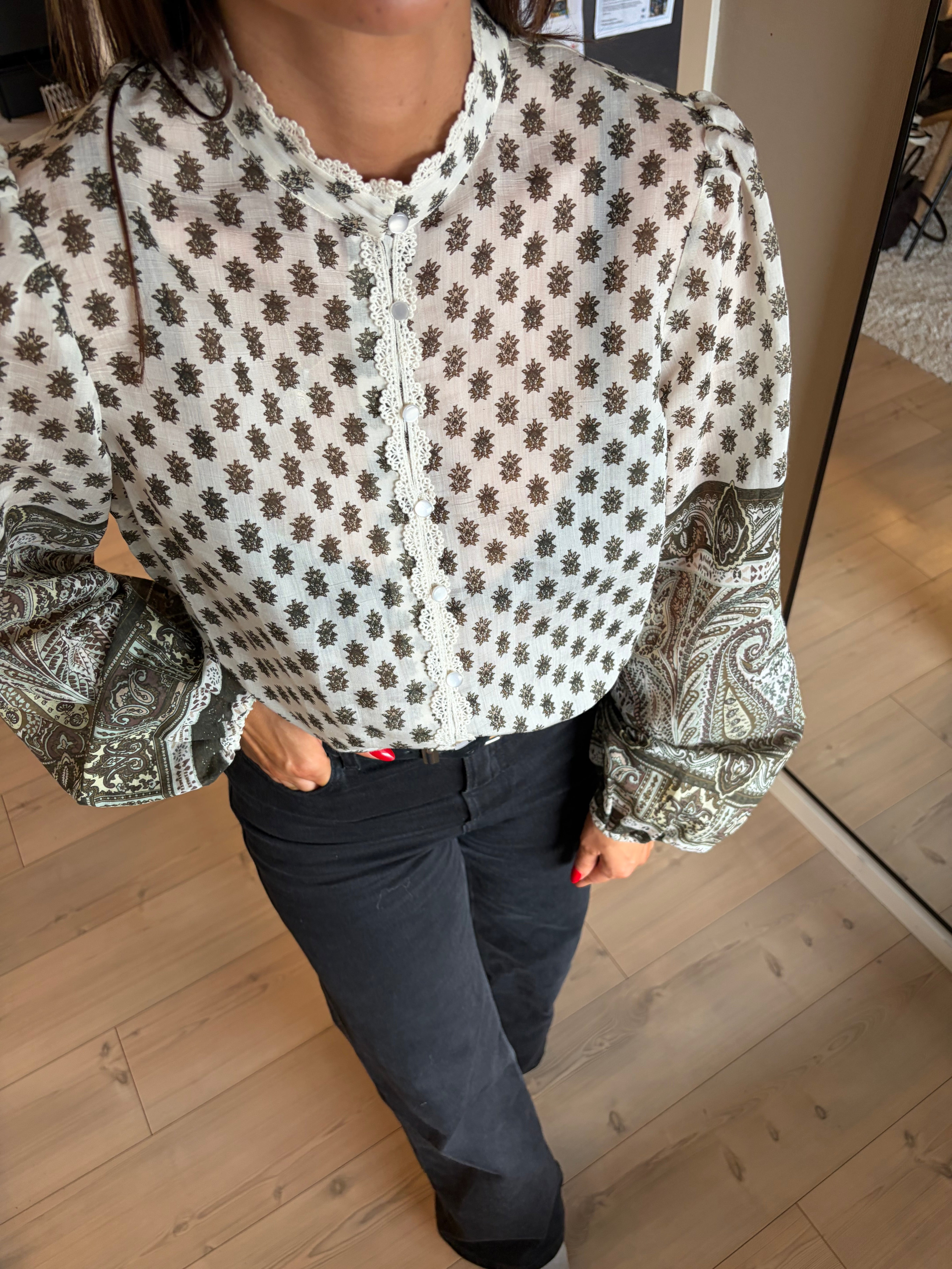 VILYRIDA Shirt - Birch