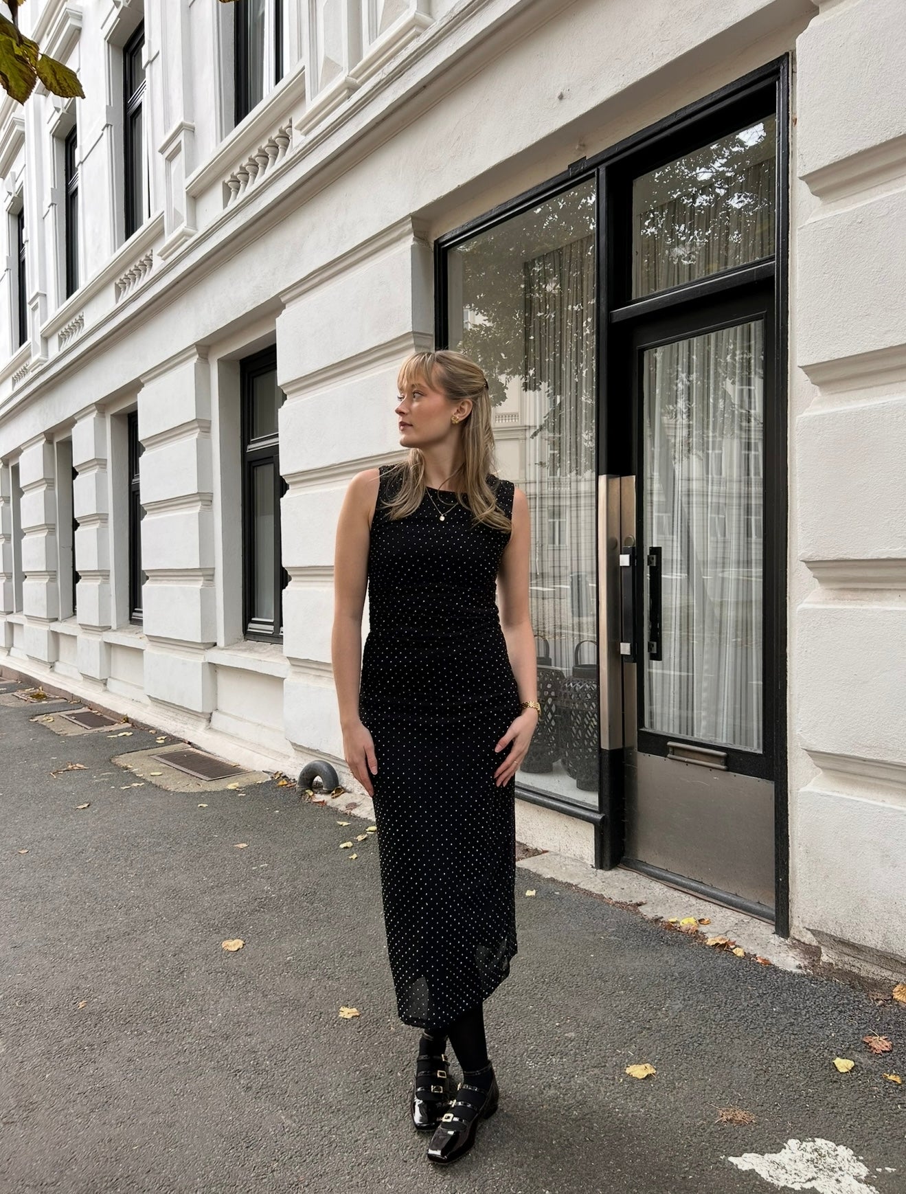 VIMINNA Midi Dress - Black Beauty