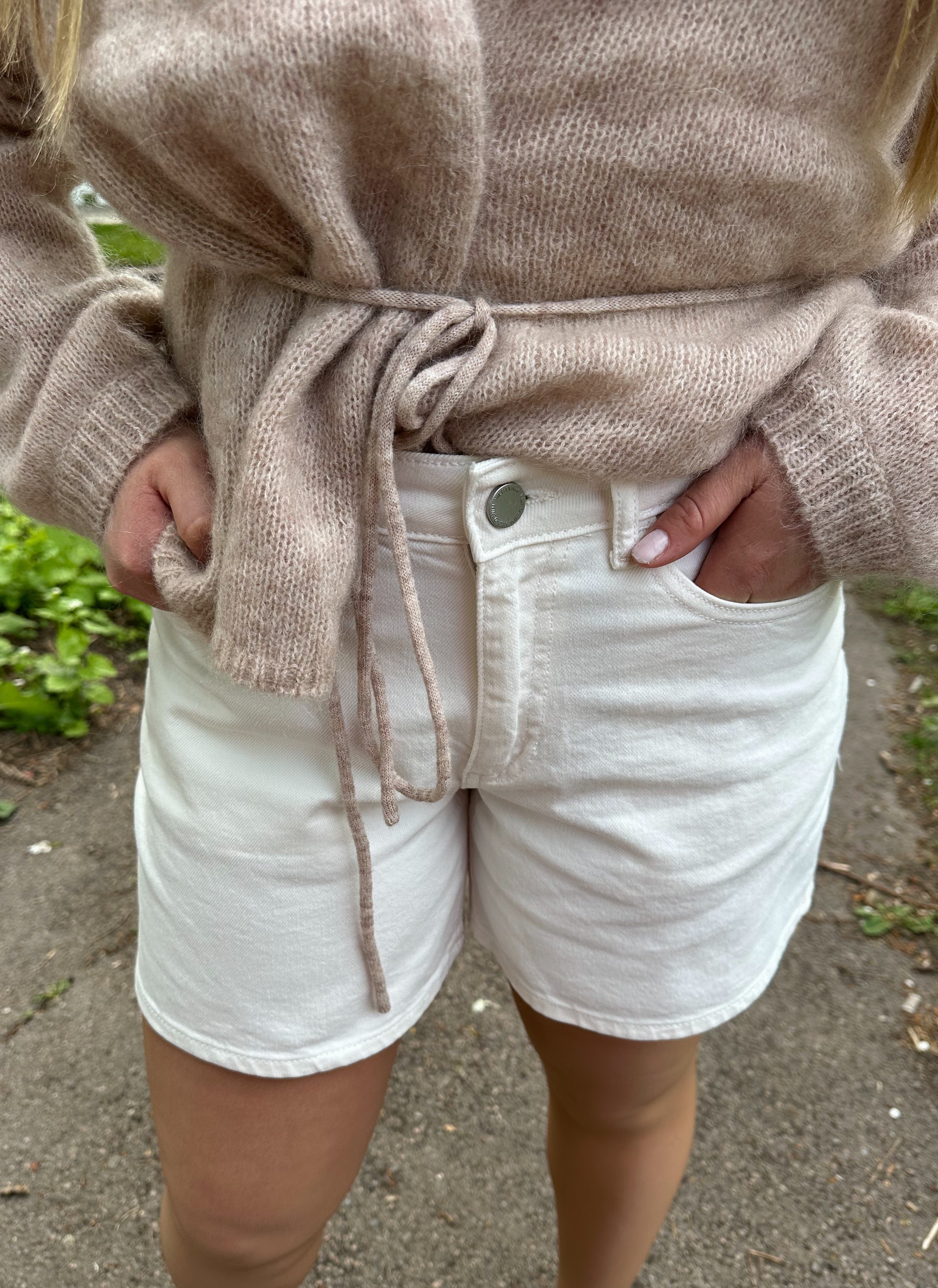 VIJAF Shorts - Cloud Dancer