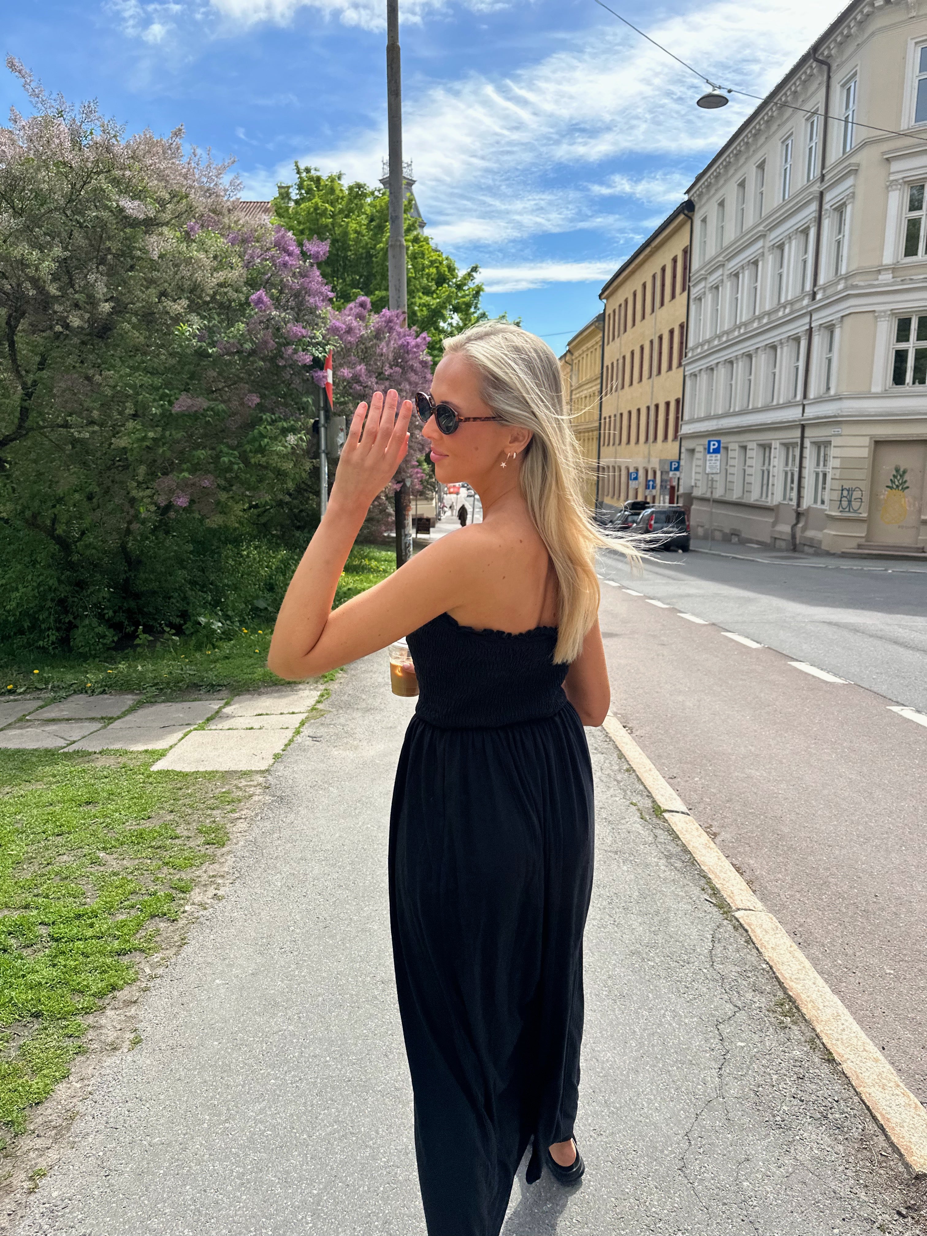 VIANIKA Midi Dress - Black Beauty
