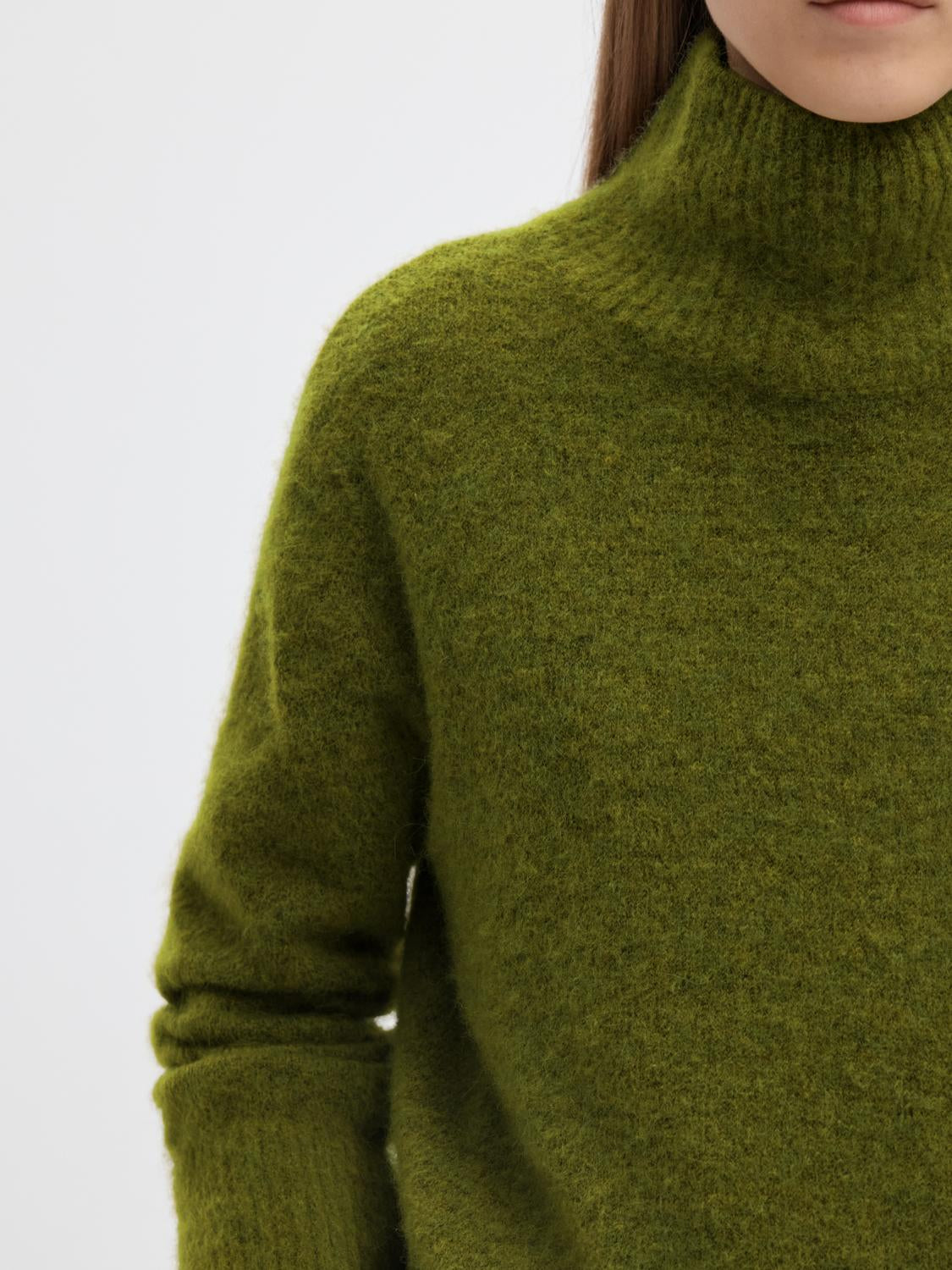 model_shot-detail