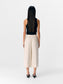 model_shot-back
