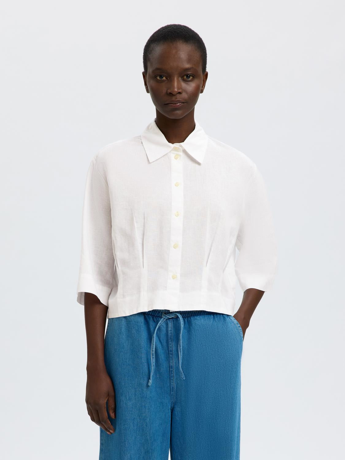 model_shot-front