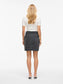 model_shot-back