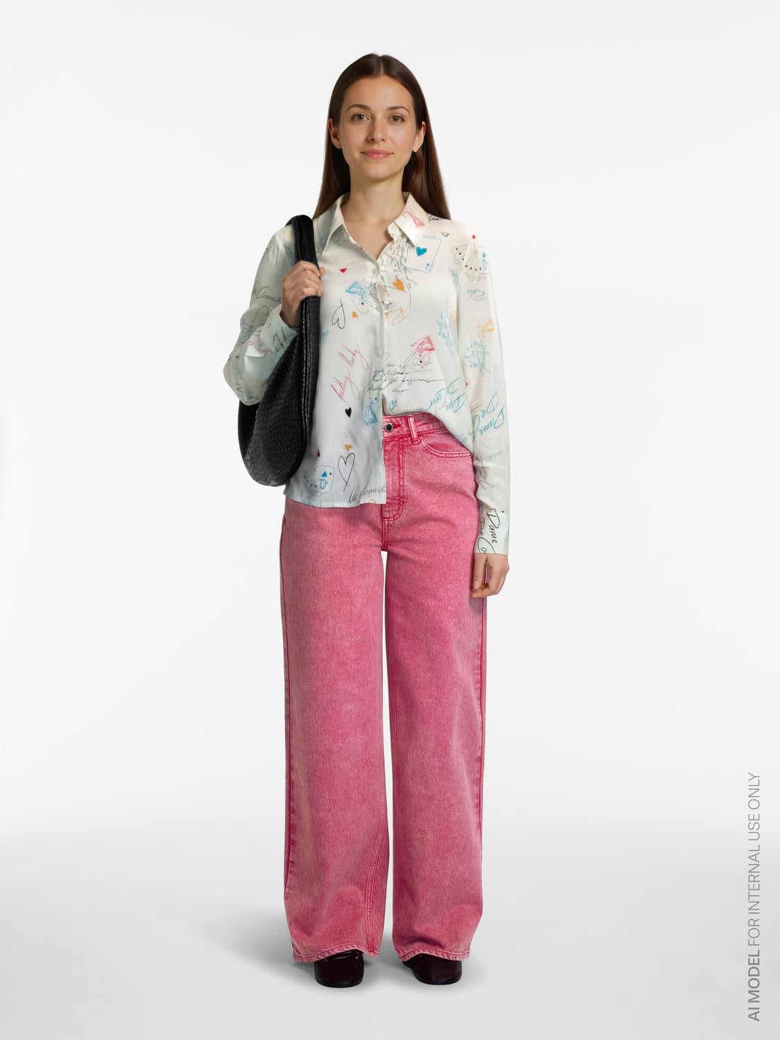 model_shot-front_full