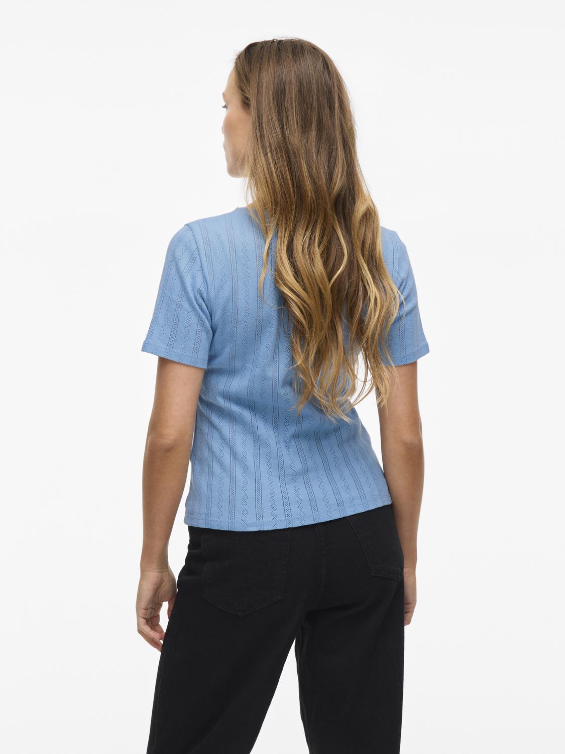 model_shot-back