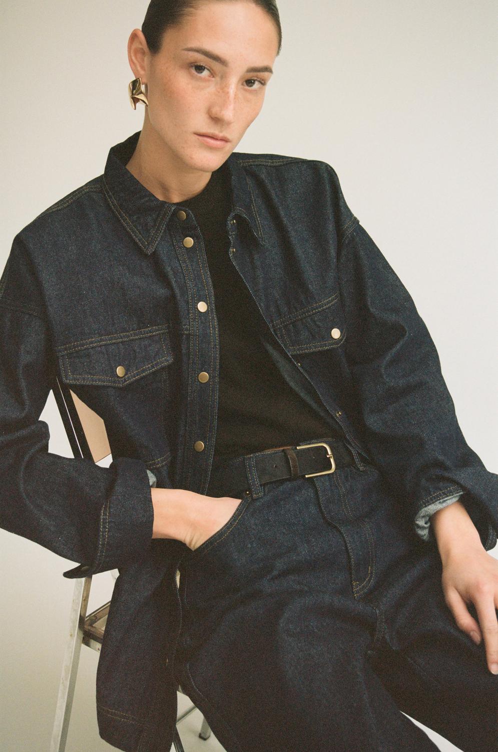 model_shot-creative