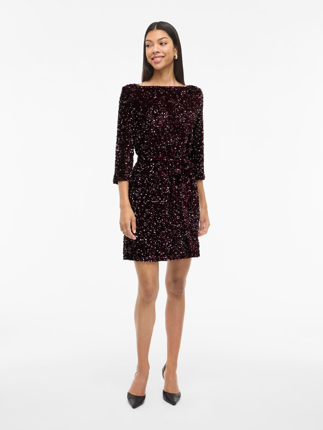 model_shot-front_full