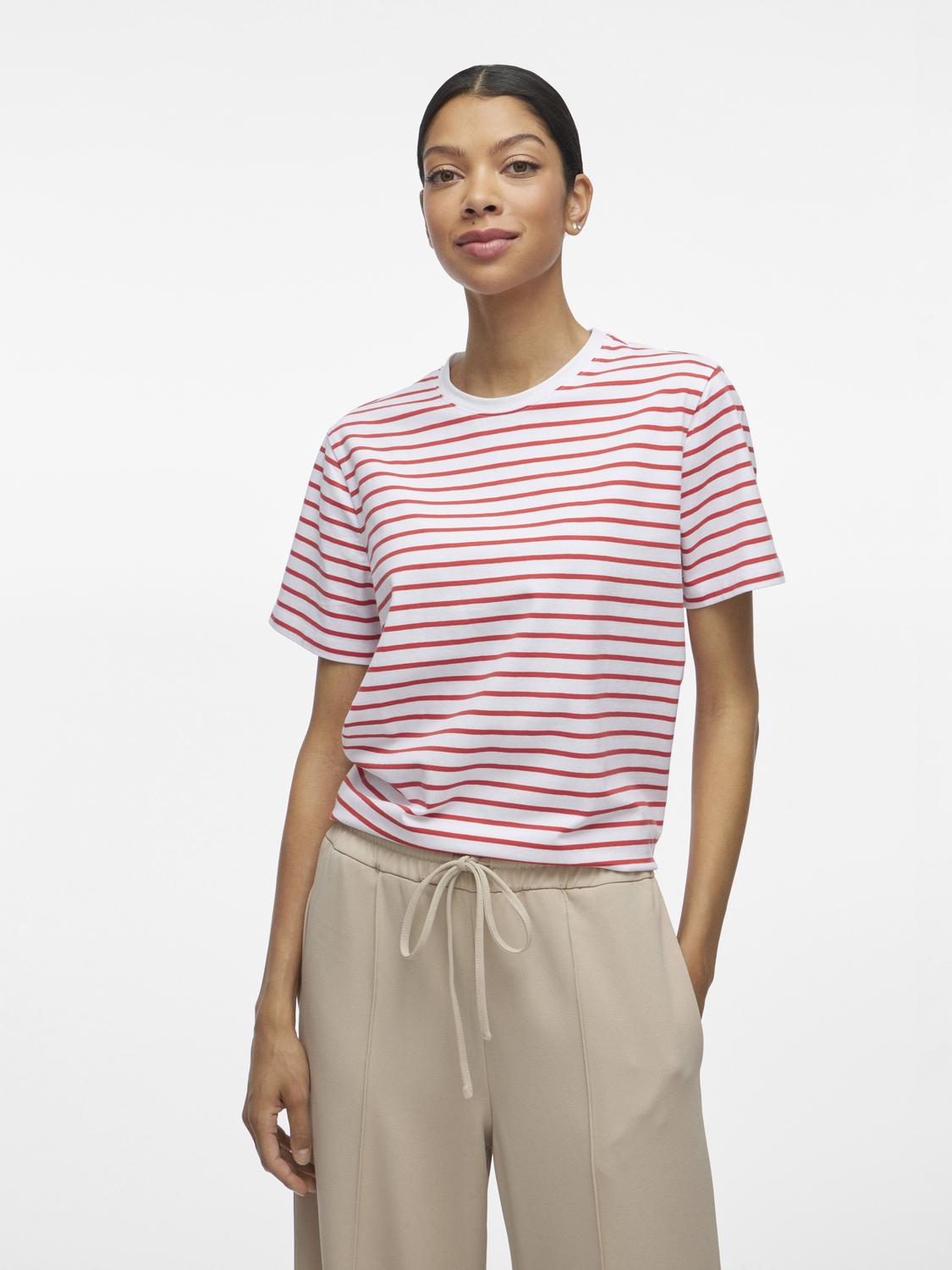 model_shot-front