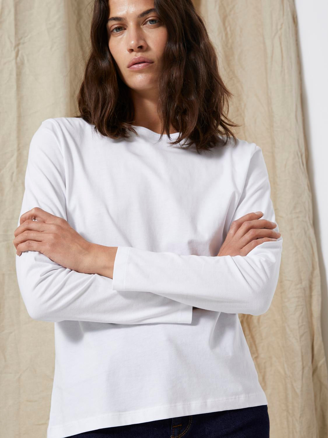 model_shot-front