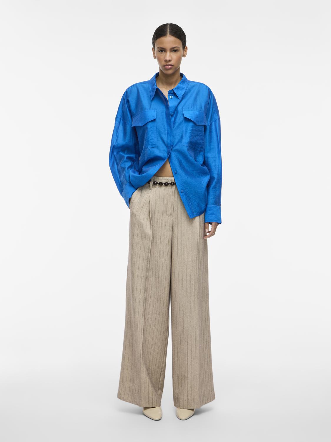 model_shot-front_full