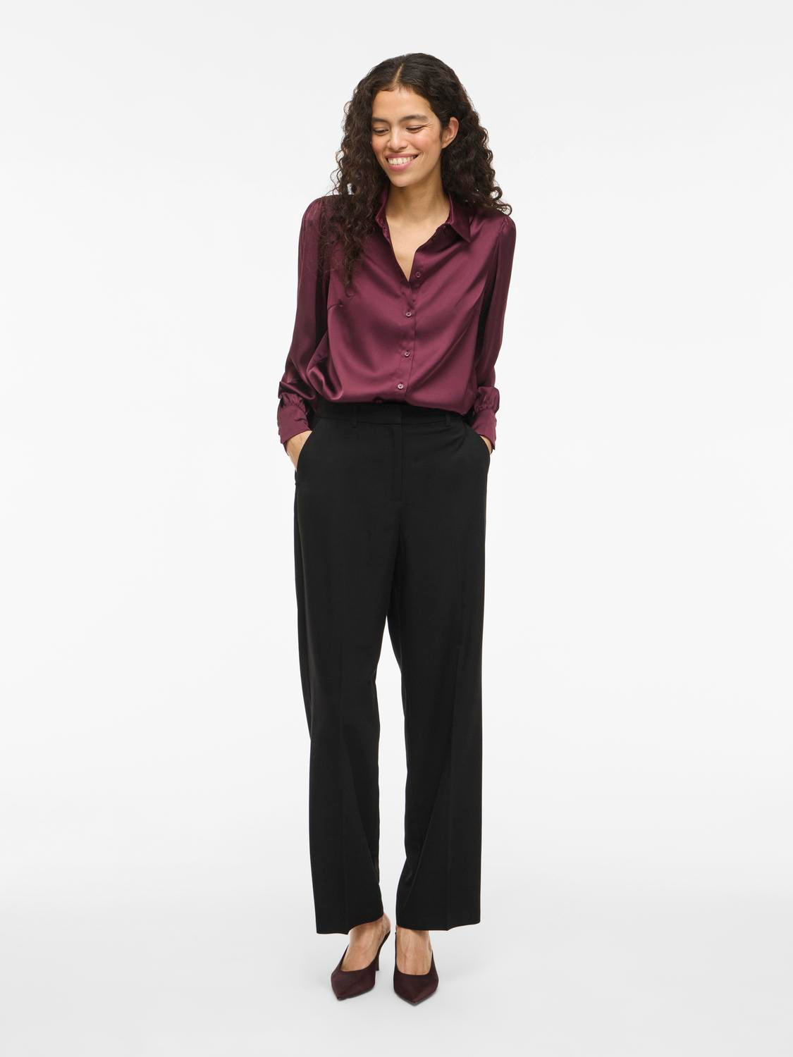 model_shot-front_full