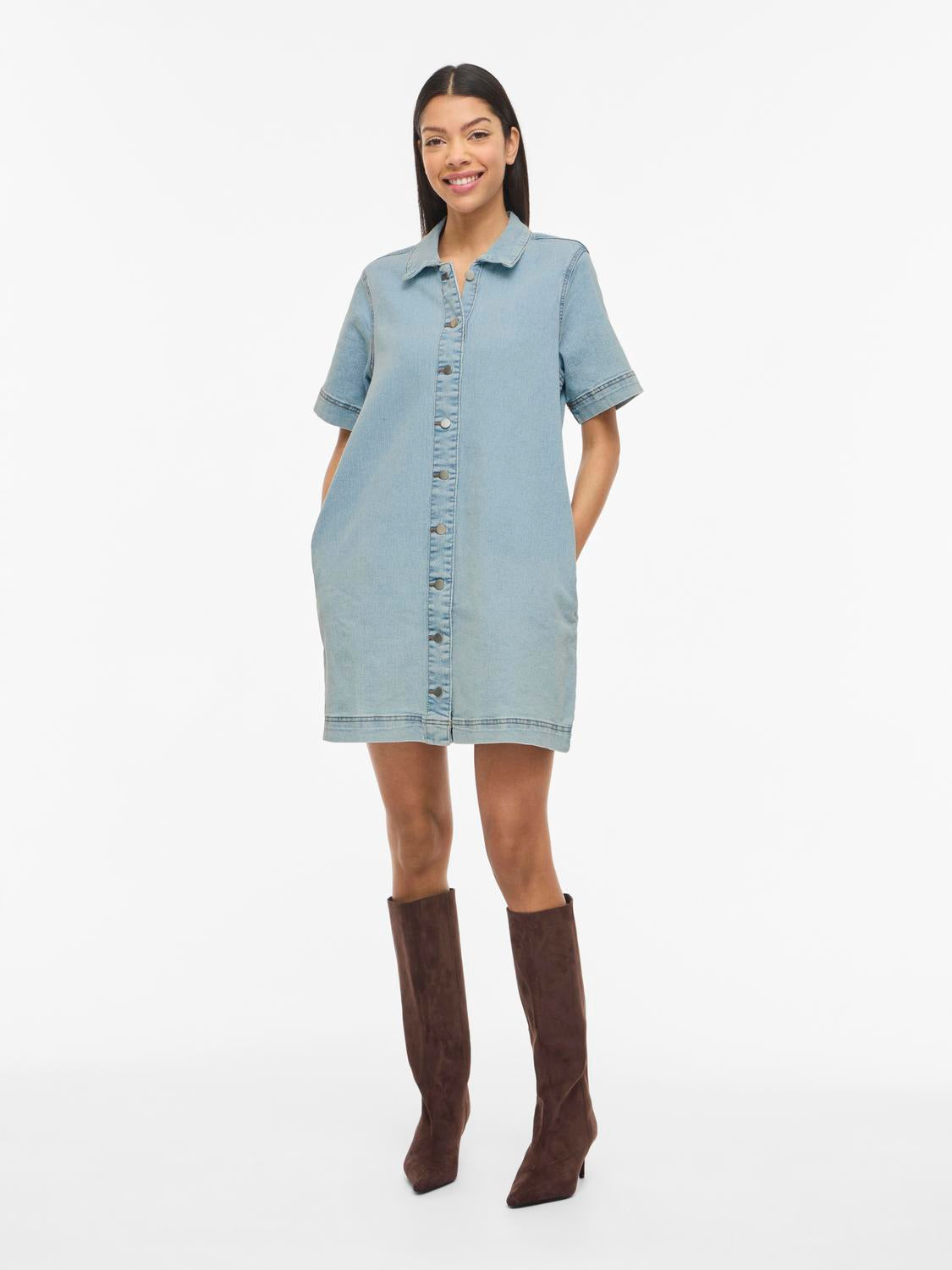 model_shot-front
