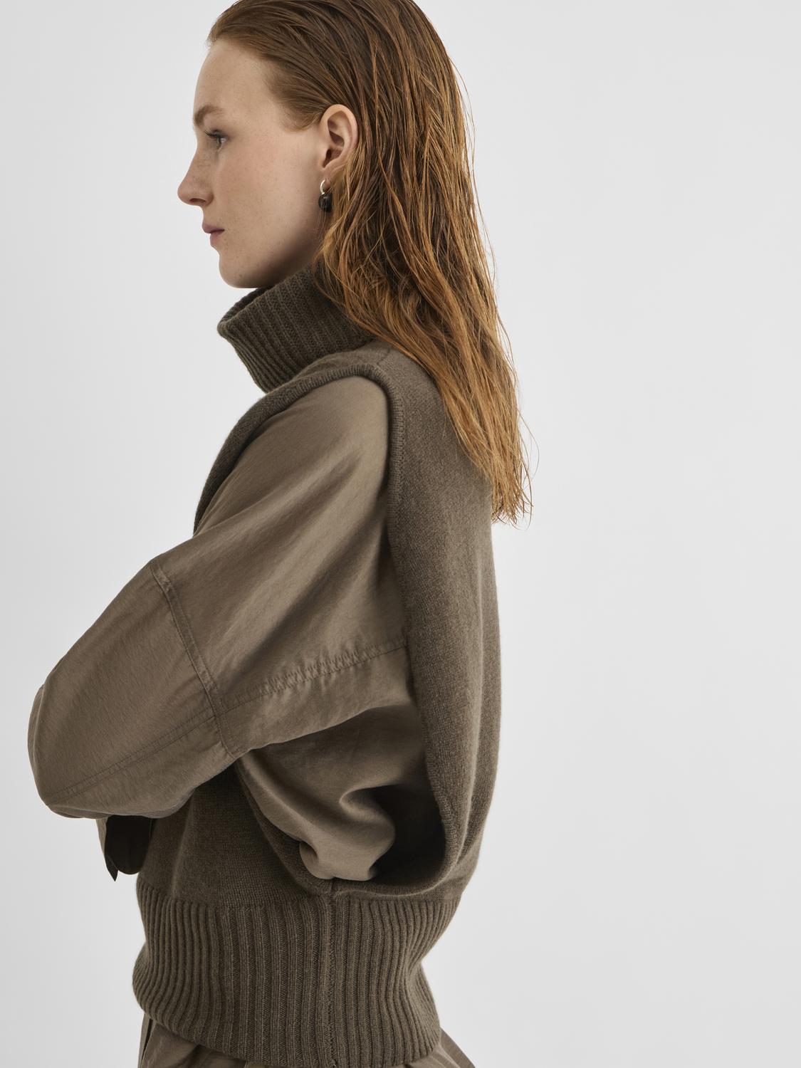 model_shot-detail