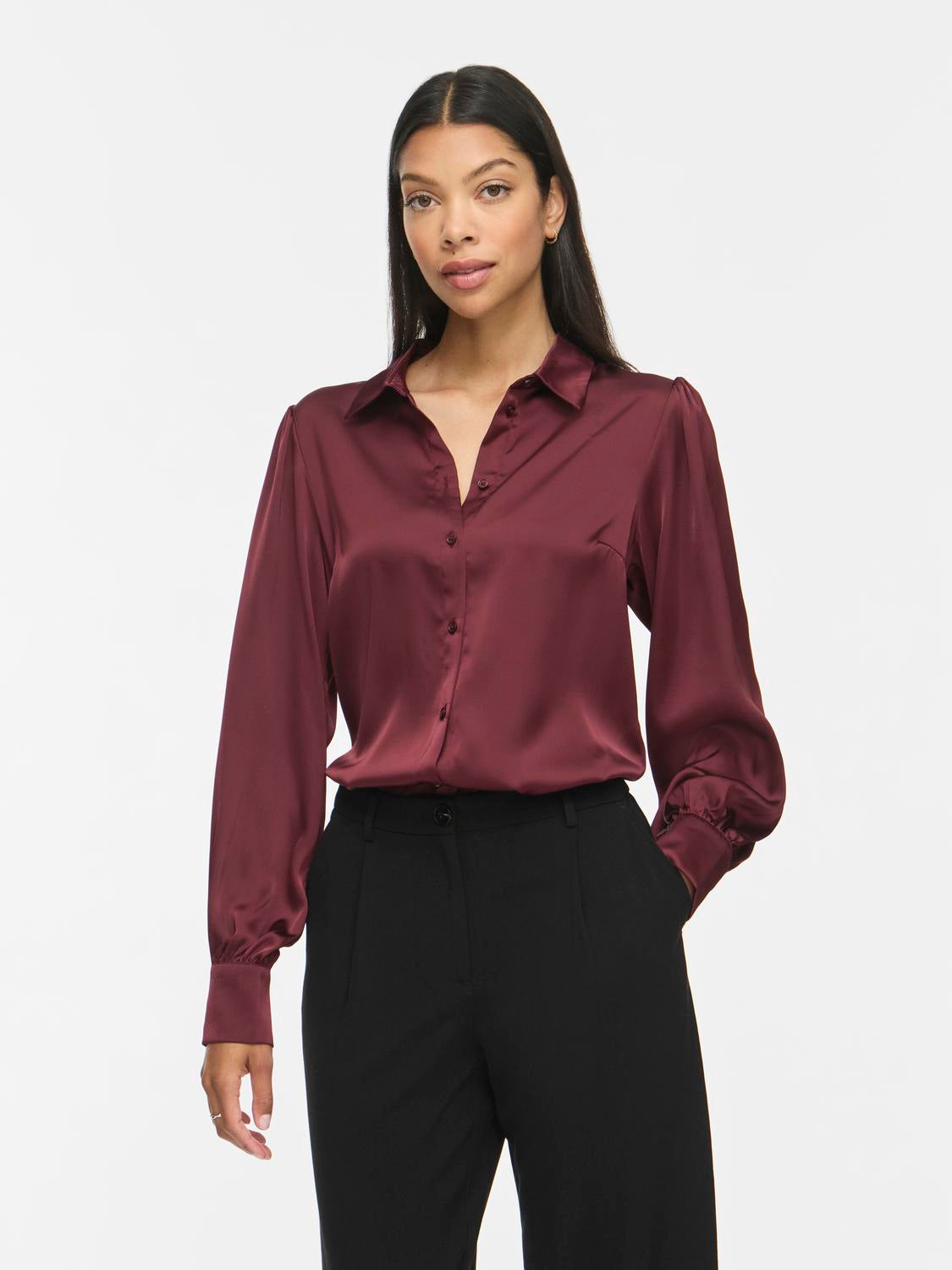 model_shot-front