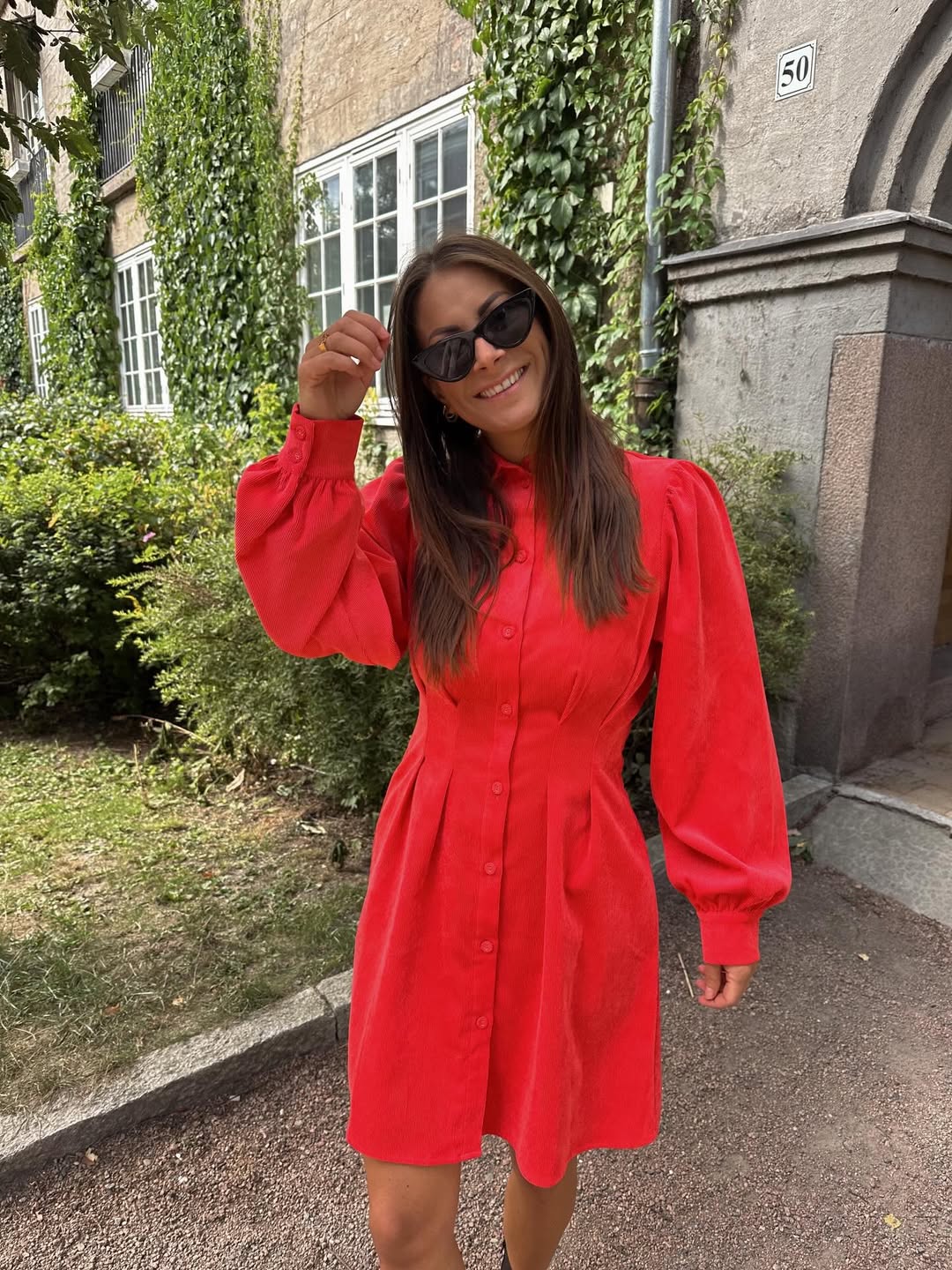 VICORDU Short Dress - Hibiscus