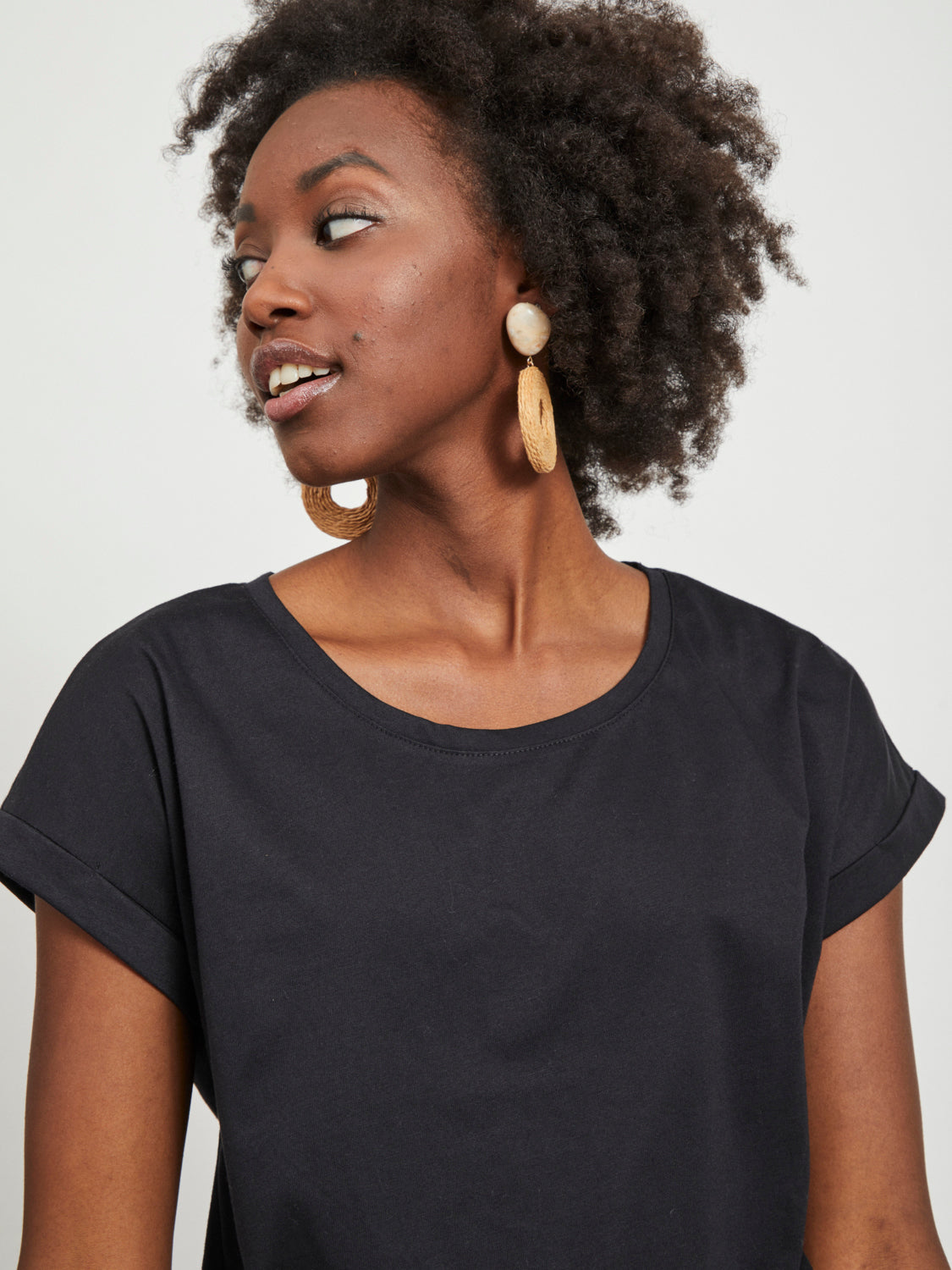 VIDREAMERS T-shirts & Tops - black