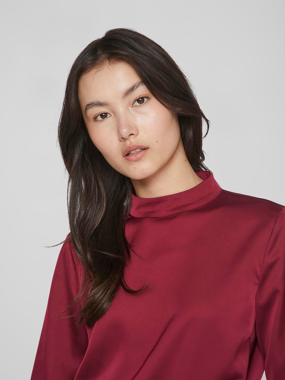 VIELLETTE Shirts - Beet Red